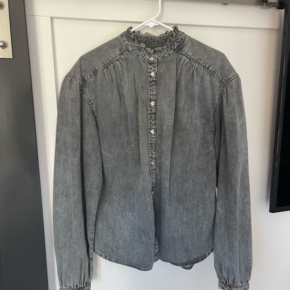 Gap top - Picture 1 of 2